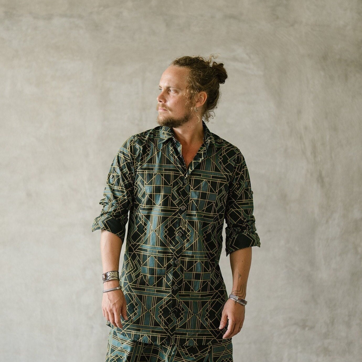 Geometric Print Cotton Buttonup Shirt: Green Boho Festival